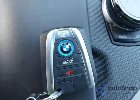 2019 BMW I8 z USA, uszkodzony, nr VIN WBY2Z6C58K7D37486